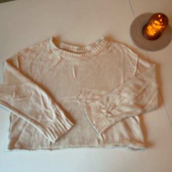 American Eagle Cotton Sweater - Picture 2 of 2